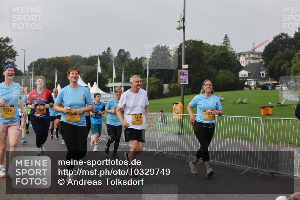 13.09.2026 - Kiel Lauf Andreas Tolksdorf http://msf.ph/oto/10329749 13.09.2026 09:31:05 Kiellinie 2979, 6845, 3846, 8113, 8325 meine-sportfotos.de