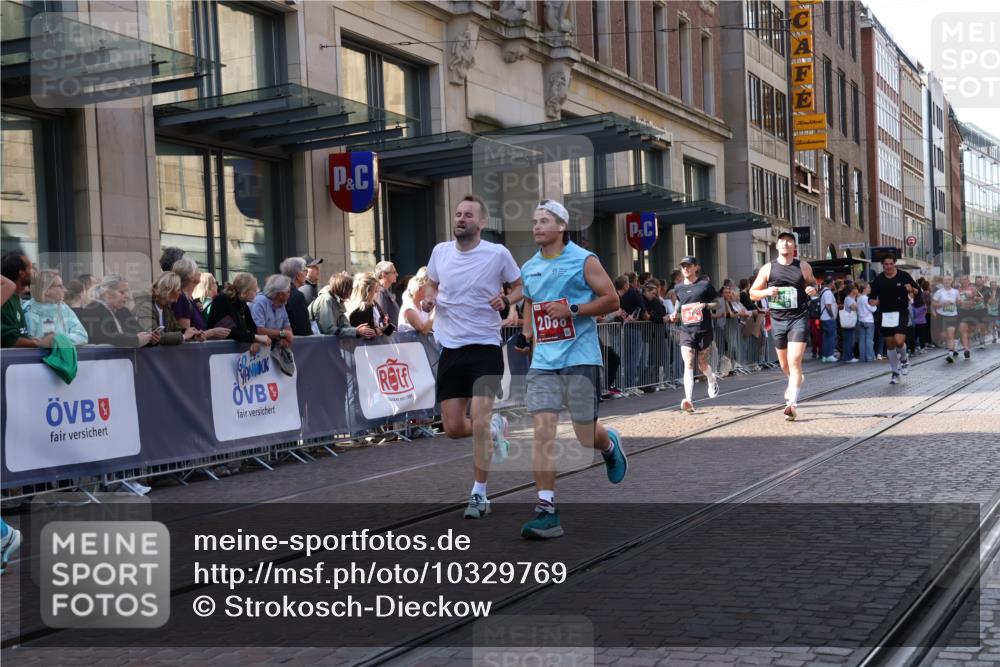 13.09.2026 - 21. swb-Marathon Bremen Strokosch-Dieckow http://msf.ph/oto/10329769 13.09.2026 13:21:50 Ziel 141, 148, 1209, 1601, 1645, 2051, 2499, 3021, 3652, 4204, 4211, 5193, 6621, 7625, 7917, 8438, 8447, 8452, 8574, 8924, 9599, 9668, 9839, 572, 1130, 1209, 1254, 2088, 2397, 2570, 3290, 3338, 3435, 3655, 3695, 3774, 3930, 3934, 4581, 4735, 5542, 6865, 6976, 7098, 7176, 8184, 8270, 8384, 8438, 8730, 8947, 9048, 9059, 9421, 10120, 13145 meine-sportfotos.de