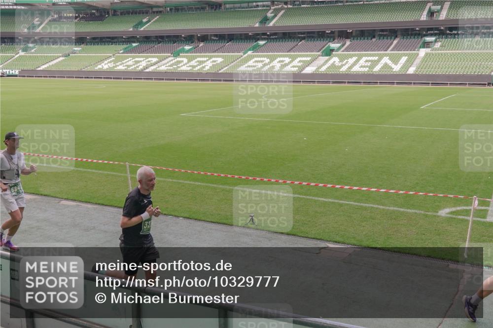 13.09.2026 - 21. swb-Marathon Bremen Michael Burmester http://msf.ph/oto/10329777 13.09.2026 13:00:38 Laufen im Stadion 135, 232, 242, 260, 282, 318, 342, 440, 651, 687, 745, 1080, 1166, 1209, 1368, 1448, 1493, 1494, 1516, 1582, 1650, 1861, 1935, 1963, 2088, 2289, 2293, 2306, 2322, 2370, 2409, 2427, 2481, 2485, 2490, 2491, 2517, 2560, 2561, 2570, 2627, 2658, 2686, 2700, 2708, 2781, 2806, 2899, 2906, 2914, 2953, 2961, 2967, 3015, 3076, 3105, 3124, 3145, 3168, 3173, 3190, 3273, 3354, 3372, 3374, 3375, 3385, 3480, 3524, 3526, 3531, 3642, 3652, 3729, 3774, 3855, 3856, 3861, 3930 meine-sportfotos.de