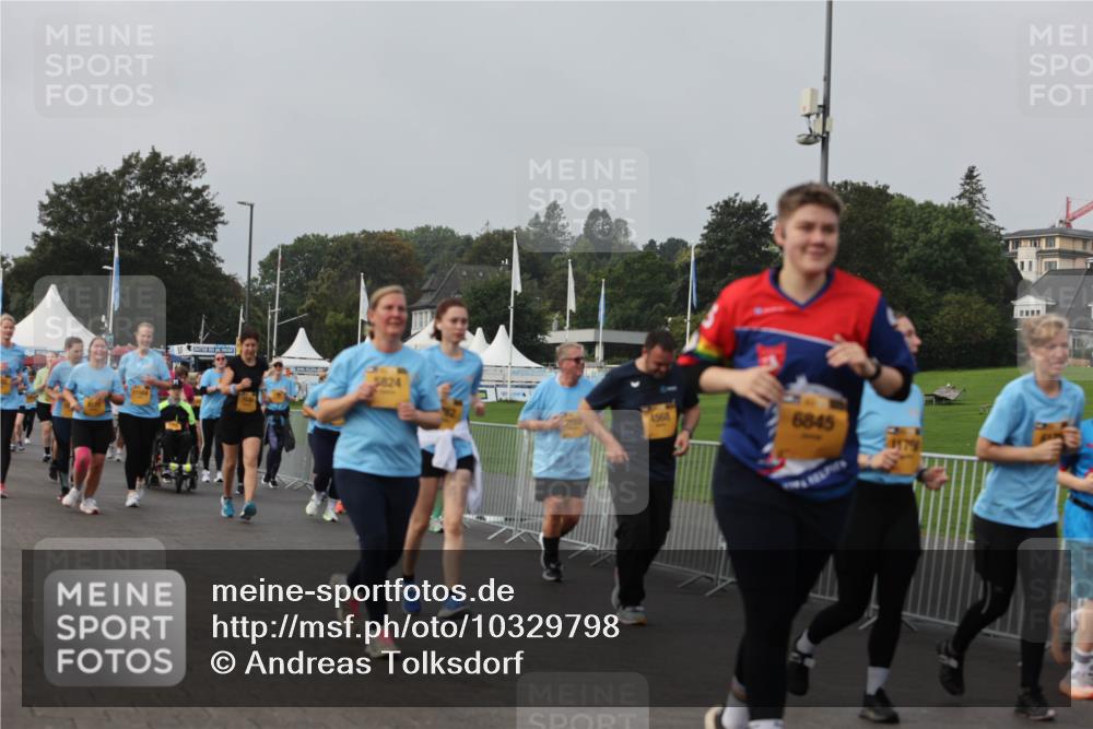 13.09.2026 - Kiel Lauf Andreas Tolksdorf http://msf.ph/oto/10329798 13.09.2026 09:31:08 Kiellinie 5824, 6845 meine-sportfotos.de