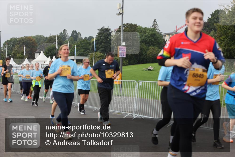 13.09.2026 - Kiel Lauf Andreas Tolksdorf http://msf.ph/oto/10329813 13.09.2026 09:31:08 Kiellinie 5824, 4568, 6845 meine-sportfotos.de