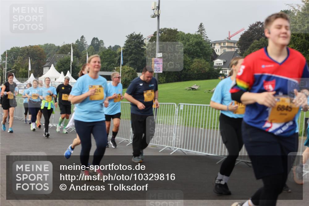 13.09.2026 - Kiel Lauf Andreas Tolksdorf http://msf.ph/oto/10329816 13.09.2026 09:31:08 Kiellinie 7819, 24, 6845 meine-sportfotos.de