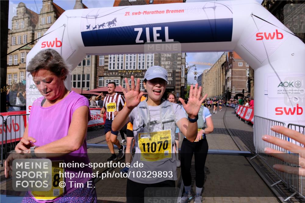 13.09.2026 - 21. swb-Marathon Bremen Tim E. http://msf.ph/oto/10329893 13.09.2026 11:03:27 Ziel 10150, 10185, 10195, 10237, 10528, 10531, 10598, 10715, 10724, 10727, 10731, 10959, 11070, 11095, 11493, 11676, 11830, 11836, 12068, 12214, 12421, 12432, 12483 meine-sportfotos.de