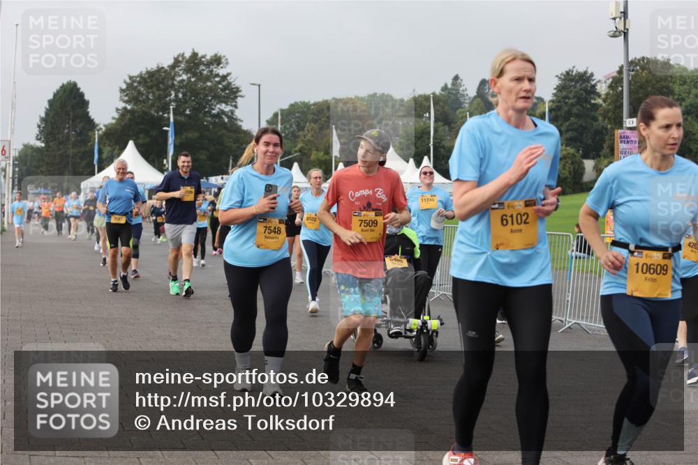 13.09.2026 - Kiel Lauf Andreas Tolksdorf http://msf.ph/oto/10329894 13.09.2026 09:31:15 Kiellinie 2087, 3326, 11245, 7548, 8102, 39, 7509, 5489, 6102, 39, 10609, 426 meine-sportfotos.de