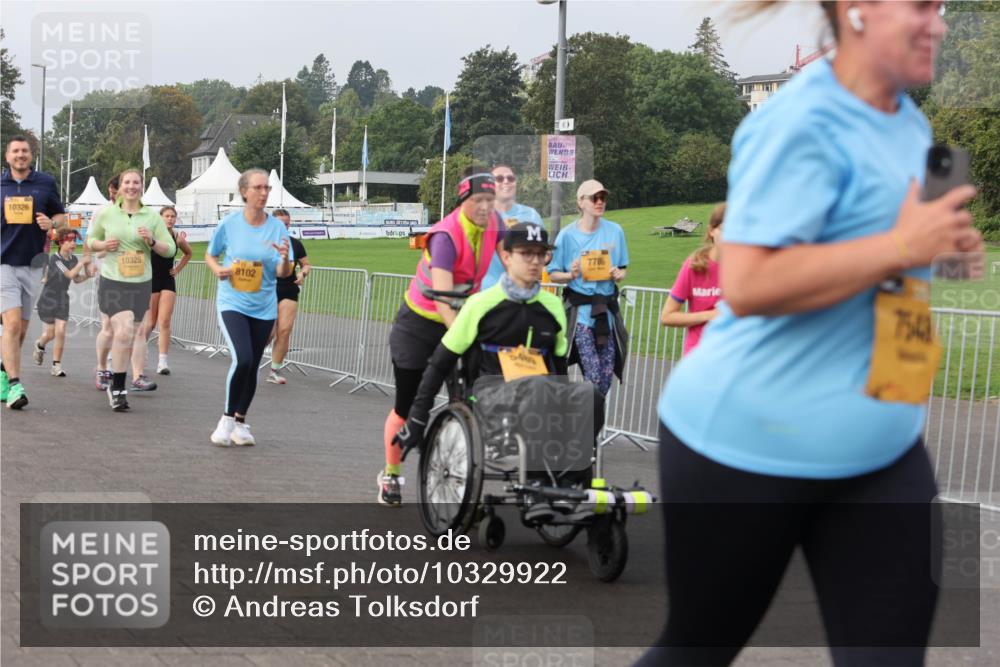 13.09.2026 - Kiel Lauf Andreas Tolksdorf http://msf.ph/oto/10329922 13.09.2026 09:31:17 Kiellinie 10326, 10325, 8102, 7786, 7543 meine-sportfotos.de