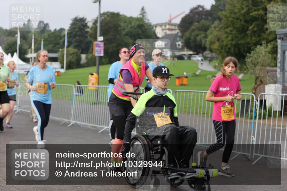 13.09.2026 - Kiel Lauf Andreas Tolksdorf http://msf.ph/oto/10329944 13.09.2026 09:31:18 Kiellinie 8102, 5489, 12561 meine-sportfotos.de