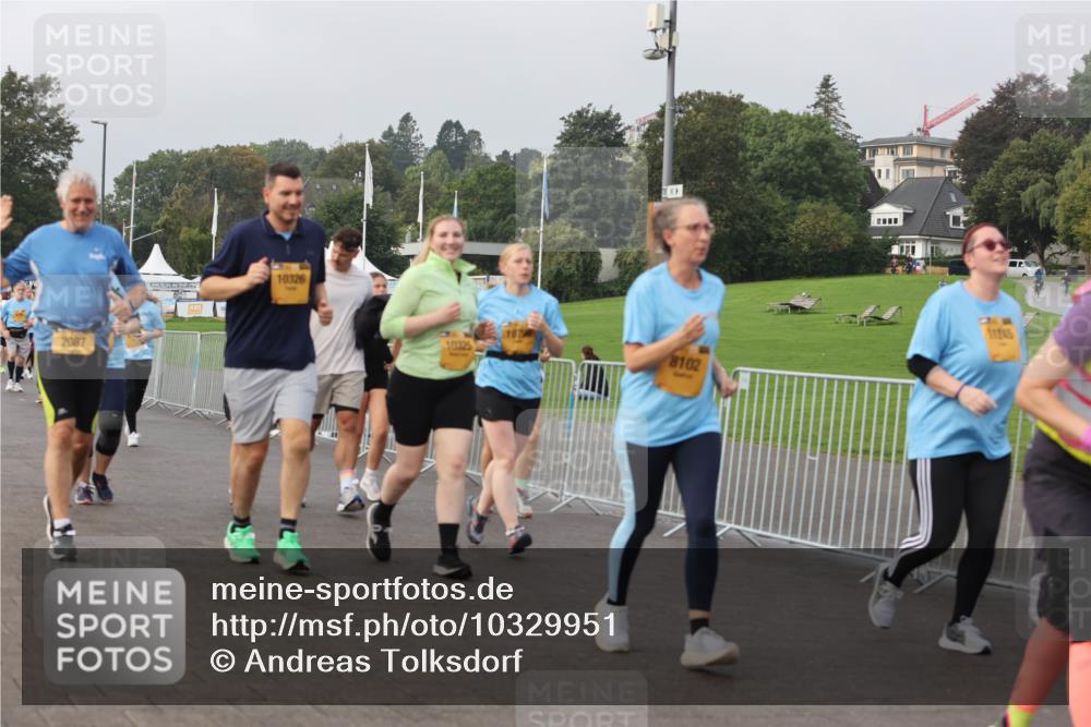 13.09.2026 - Kiel Lauf Andreas Tolksdorf http://msf.ph/oto/10329951 13.09.2026 09:31:19 Kiellinie 2087, 10326, 10325, 8102, 11245 meine-sportfotos.de
