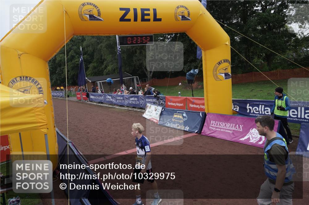 13.09.2026 - Airport Race Dennis Weichert http://msf.ph/oto/10329975 13.09.2026 10:24:25 Ziel 4017, 5018, 5145, 5147 meine-sportfotos.de