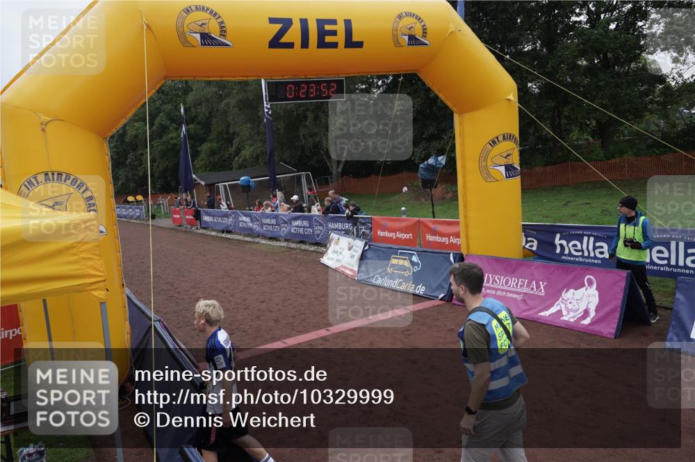 13.09.2026 - Airport Race Dennis Weichert http://msf.ph/oto/10329999 13.09.2026 10:24:26 Ziel 4017, 5018, 5145, 5147 meine-sportfotos.de