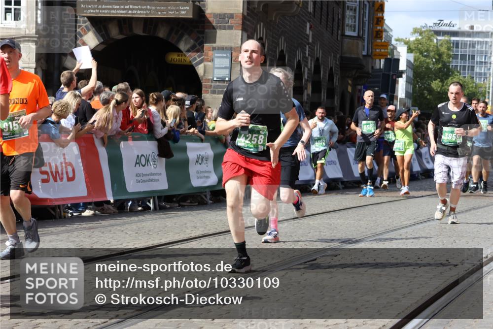 13.09.2026 - 21. swb-Marathon Bremen Strokosch-Dieckow http://msf.ph/oto/10330109 13.09.2026 13:31:29 Ziel 217, 1398, 1479, 2244, 2513, 2802, 2902, 3396, 3762, 3800, 4477, 4647, 5673, 5720, 5846, 6307, 6419, 6619, 6732, 7198, 7296, 7359, 7637, 7798, 7812, 7882, 8035, 8097, 8342, 8382, 8543, 8726, 9147, 9274, 9337, 9822, 9937, 9958, 9962, 9969, 9976, 9977, 13152, 310, 1600, 3115, 3239, 3858, 3859, 4164, 4273, 4692, 4889, 5426, 6039, 6062, 6100, 6193, 6213, 6581, 6602, 7032, 7260, 7608, 7941, 8042, 8166, 8205, 8206, 8364, 8495, 8522, 9033, 9293, 9568, 9903, 9914, 13151 meine-sportfotos.de
