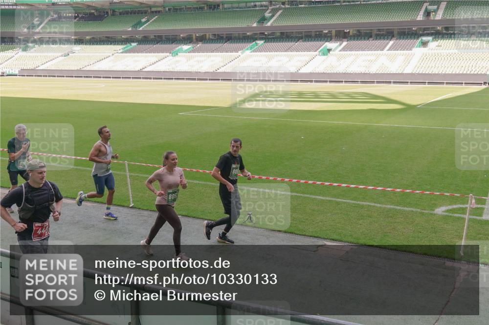13.09.2026 - 21. swb-Marathon Bremen Michael Burmester http://msf.ph/oto/10330133 13.09.2026 13:01:21 Laufen im Stadion 135, 150, 242, 260, 282, 318, 342, 440, 531, 651, 687, 930, 946, 1006, 1067, 1163, 1368, 1436, 1448, 1493, 1494, 1582, 1650, 1861, 1896, 1935, 1963, 2033, 2047, 2062, 2292, 2293, 2306, 2322, 2370, 2409, 2427, 2485, 2490, 2491, 2560, 2561, 2627, 2638, 2658, 2686, 2700, 2708, 2781, 2906, 2914, 2967, 2987, 3013, 3044, 3076, 3105, 3145, 3168, 3173, 3187, 3248, 3294, 3334, 3354, 3372, 3374, 3375, 3385, 3392, 3480, 3524, 3526, 3527, 3642, 3667, 3729, 3774, 3806, 3855, 3856 meine-sportfotos.de