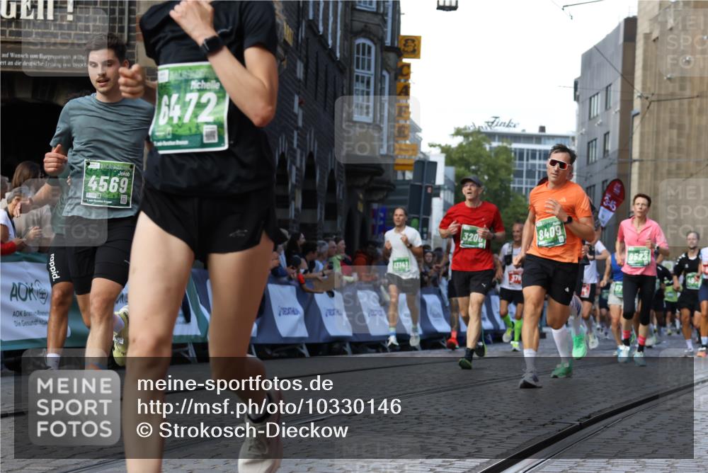 13.09.2026 - 21. swb-Marathon Bremen Strokosch-Dieckow http://msf.ph/oto/10330146 13.09.2026 13:14:48 Ziel 199, 376, 469, 1043, 1125, 1492, 1814, 2203, 2913, 3085, 3545, 3821, 3834, 4452, 4685, 5239, 5794, 5836, 5986, 6130, 6506, 7117, 7659, 7826, 8366, 8456, 9242, 9783, 9868, 889, 1510, 1748, 2383, 3206, 3504, 3717, 4226, 4968, 5294, 5298, 5315, 5417, 5471, 5796, 6379, 6404, 6521, 6528, 6717, 7190, 8238, 9523, 9797, 13141 meine-sportfotos.de