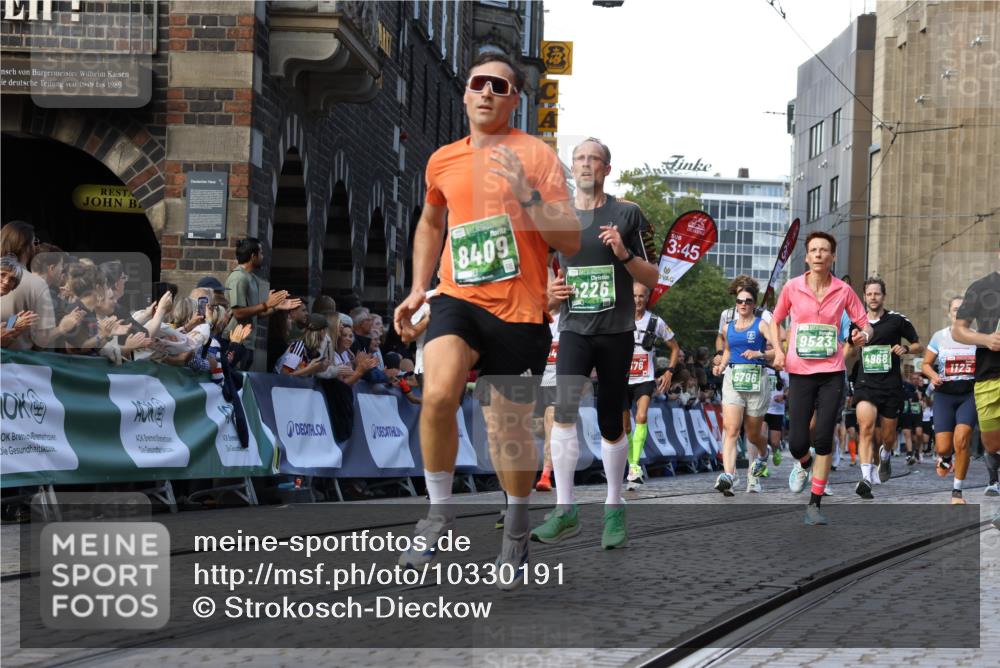 13.09.2026 - 21. swb-Marathon Bremen Strokosch-Dieckow http://msf.ph/oto/10330191 13.09.2026 13:14:49 Ziel 199, 376, 469, 1043, 1125, 1492, 1814, 2203, 2913, 3085, 3545, 3821, 3834, 4452, 4685, 5239, 5794, 5836, 5986, 6130, 6506, 7117, 7659, 7826, 8366, 8456, 9242, 9783, 9868, 10016, 889, 1510, 1748, 2383, 3206, 3504, 3717, 4226, 4968, 5294, 5298, 5315, 5417, 5471, 5796, 6351, 6379, 6404, 6521, 6528, 6717, 7190, 8238, 9363, 9523, 9797, 13141 meine-sportfotos.de