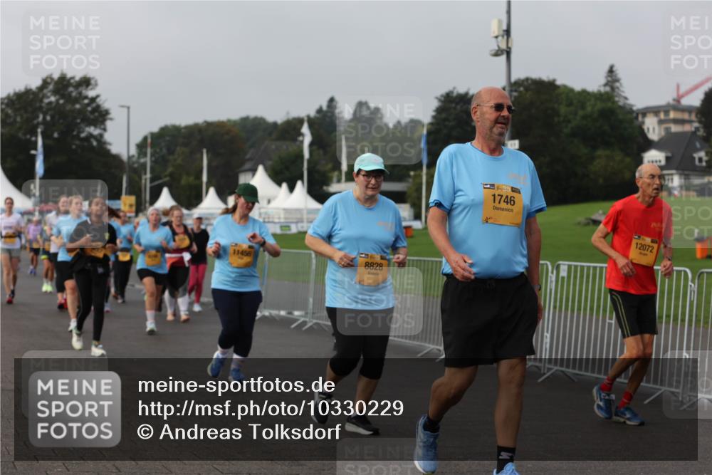 13.09.2026 - Kiel Lauf Andreas Tolksdorf http://msf.ph/oto/10330229 13.09.2026 09:31:50 Kiellinie 11456, 8828, 1746, 12072 meine-sportfotos.de