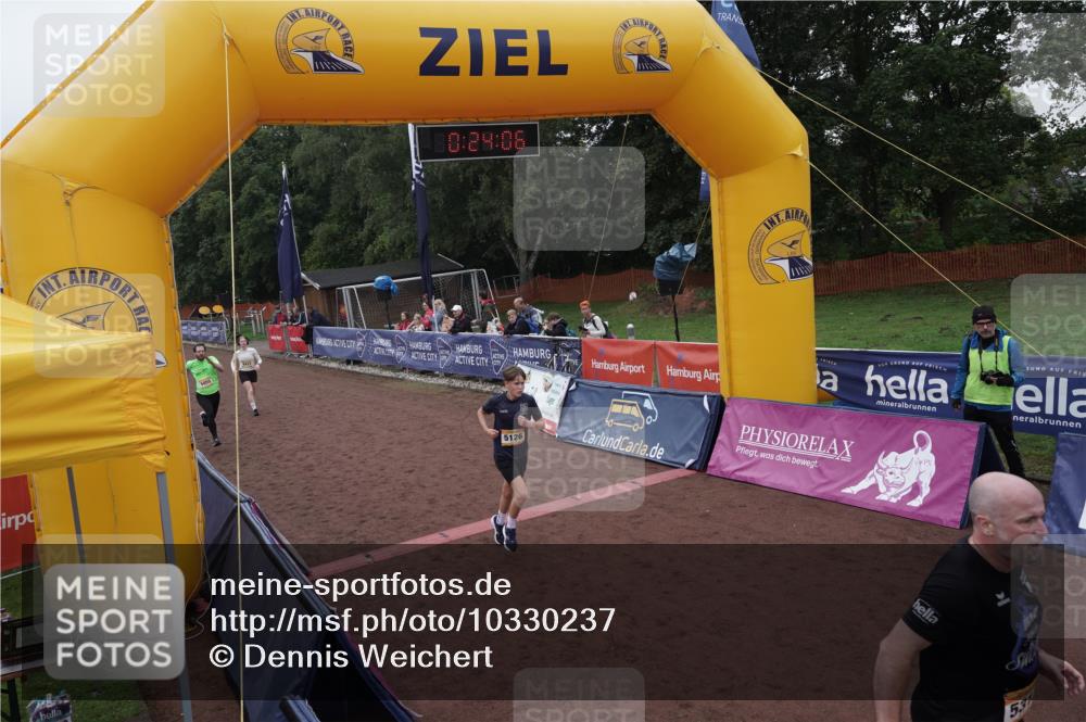 13.09.2026 - Airport Race Dennis Weichert http://msf.ph/oto/10330237 13.09.2026 10:24:40 Ziel 5055, 5126, 5293, 5312, 5472 meine-sportfotos.de