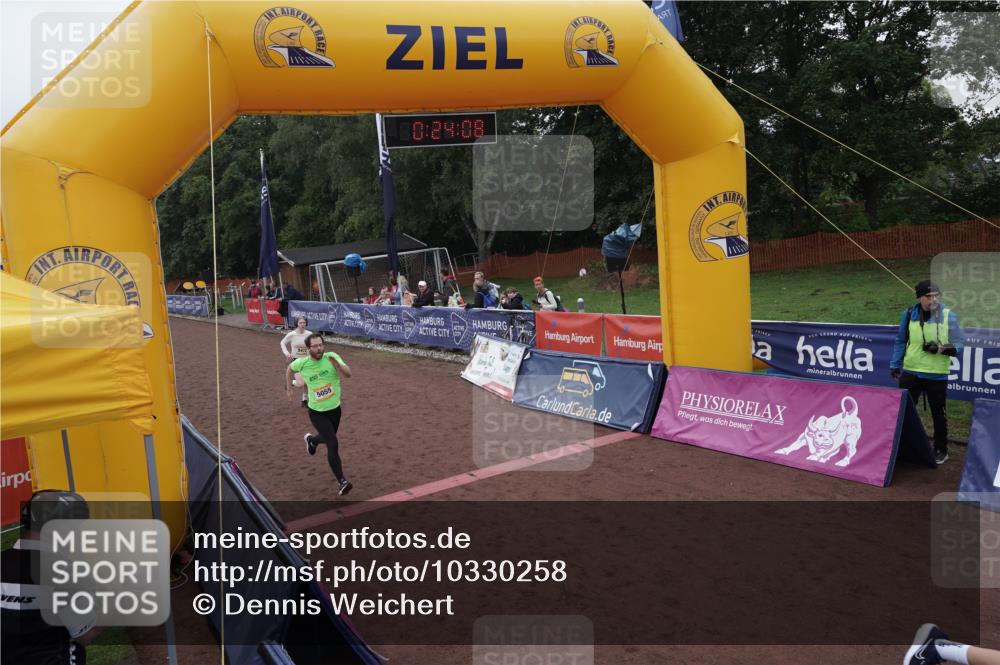 13.09.2026 - Airport Race Dennis Weichert http://msf.ph/oto/10330258 13.09.2026 10:24:41 Ziel 5055, 5126, 5293, 5312, 5425, 5472 meine-sportfotos.de