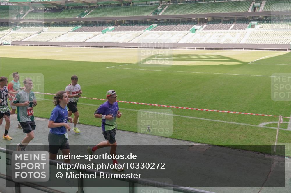 13.09.2026 - 21. swb-Marathon Bremen Michael Burmester http://msf.ph/oto/10330272 13.09.2026 13:01:34 Laufen im Stadion 150, 242, 282, 318, 440, 531, 651, 687, 722, 930, 946, 1006, 1067, 1163, 1250, 1368, 1436, 1448, 1582, 1650, 1861, 1896, 1935, 1963, 2033, 2047, 2062, 2292, 2293, 2306, 2322, 2345, 2370, 2378, 2409, 2427, 2485, 2490, 2491, 2560, 2561, 2627, 2638, 2658, 2666, 2700, 2708, 2781, 2906, 2967, 2987, 3013, 3044, 3105, 3145, 3163, 3164, 3168, 3173, 3187, 3248, 3294, 3334, 3354, 3372, 3374, 3375, 3385, 3392, 3480, 3524, 3526, 3527, 3642, 3667, 3729, 3774, 3806, 3856, 4000 meine-sportfotos.de