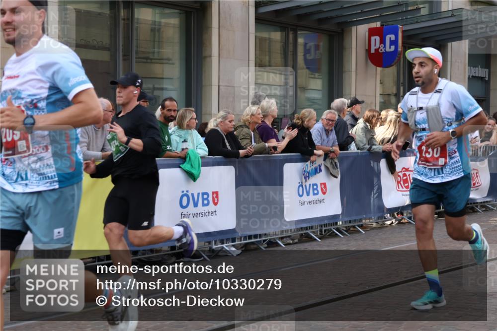 13.09.2026 - 21. swb-Marathon Bremen Strokosch-Dieckow http://msf.ph/oto/10330279 13.09.2026 13:22:05 Ziel 1601, 1645, 1933, 2481, 2499, 3021, 3855, 4204, 4211, 4697, 6621, 6891, 7625, 7917, 8447, 8574, 9668, 141, 148, 572, 1209, 1645, 2051, 3021, 3338, 3652, 3774, 3934, 4581, 4735, 5193, 6976, 7098, 8438, 8452, 8924, 8947, 9421, 9599, 9839, 10120 meine-sportfotos.de