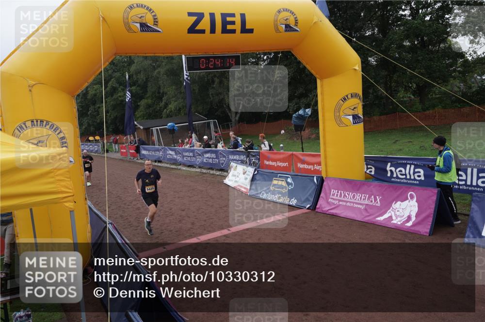 13.09.2026 - Airport Race Dennis Weichert http://msf.ph/oto/10330312 13.09.2026 10:24:48 Ziel 5065, 5425, 5472 meine-sportfotos.de