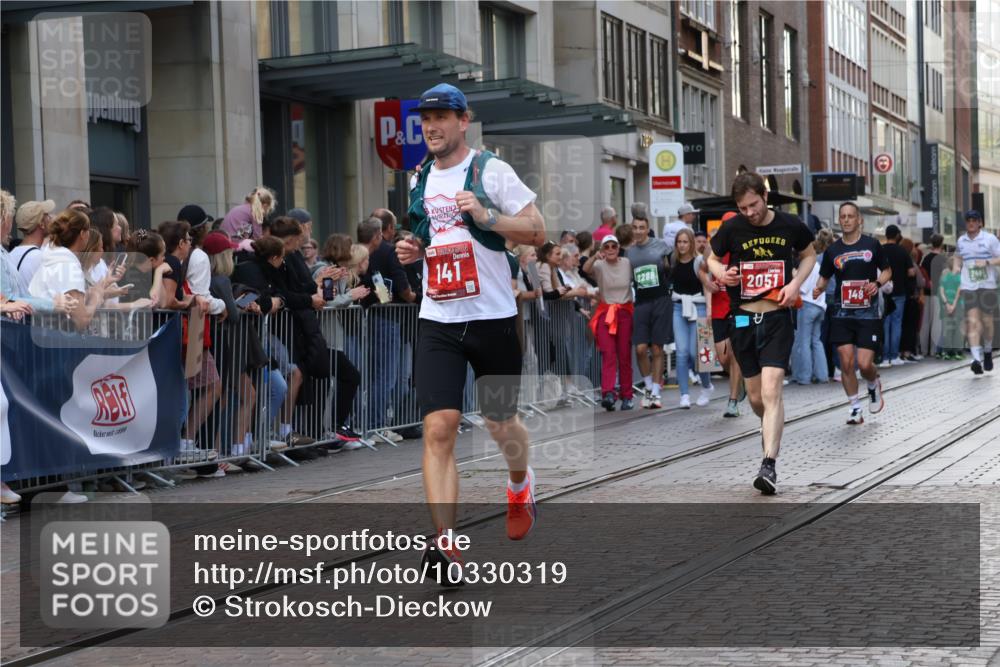 13.09.2026 - 21. swb-Marathon Bremen Strokosch-Dieckow http://msf.ph/oto/10330319 13.09.2026 13:22:07 Ziel 1601, 1933, 2481, 2499, 3855, 4204, 4211, 4483, 4697, 6621, 6891, 7586, 7625, 8447, 8547, 8574, 8694, 9668, 141, 148, 1209, 1645, 2051, 3021, 3338, 3652, 3774, 3934, 4581, 4735, 5193, 6976, 7098, 7625, 7917, 8438, 8452, 8924, 8947, 9421, 9599, 9839, 10120 meine-sportfotos.de