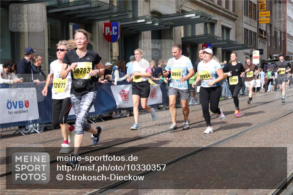 13.09.2026 - 21. swb-Marathon Bremen Strokosch-Dieckow http://msf.ph/oto/10330357 13.09.2026 11:02:41 Ziel 10185, 10195, 10296, 10528, 10531, 10598, 10633, 10715, 10727, 10731, 10783, 10945, 10954, 10955, 10959, 11070, 11095, 11107, 11313, 11493, 11564, 11676, 11697, 11701, 11719, 11730, 11785, 11836, 12071, 12214, 12247, 12421, 12432, 12448, 12465, 12483, 10153, 10154, 10190, 10273, 10274, 10278, 10338, 10738, 10885, 10945, 10985, 11096, 11137, 11261, 11505, 11508, 11526, 11554, 11662, 11701, 11776, 11890, 11945, 12154, 12169, 12252, 12429, 12451, 12489 meine-sportfotos.de
