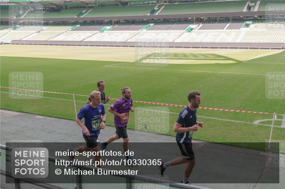 13.09.2026 - 21. swb-Marathon Bremen Michael Burmester http://msf.ph/oto/10330365 13.09.2026 13:01:41 Laufen im Stadion 150, 242, 282, 318, 440, 531, 687, 722, 930, 936, 946, 1006, 1067, 1163, 1250, 1436, 1448, 1582, 1650, 1896, 2033, 2047, 2062, 2292, 2322, 2345, 2370, 2378, 2409, 2427, 2485, 2490, 2491, 2560, 2561, 2627, 2638, 2658, 2666, 2668, 2700, 2708, 2781, 2906, 2967, 2987, 3013, 3044, 3145, 3163, 3164, 3168, 3173, 3187, 3248, 3294, 3334, 3372, 3374, 3375, 3385, 3392, 3524, 3526, 3527, 3603, 3642, 3667, 3721, 3774, 3806, 3852, 3856, 4000, 4506 meine-sportfotos.de