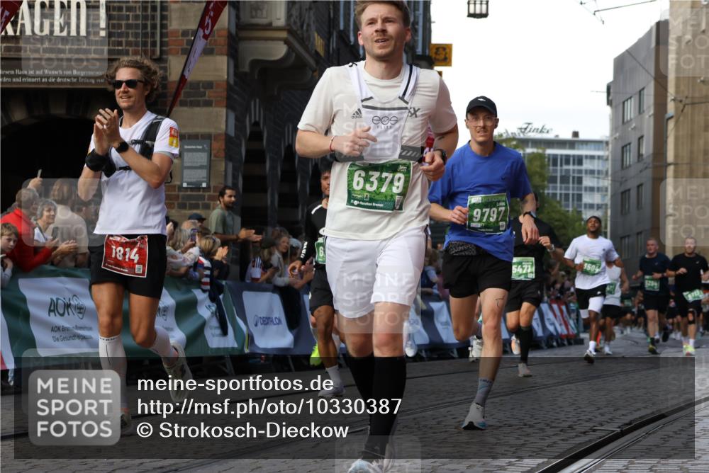 13.09.2026 - 21. swb-Marathon Bremen Strokosch-Dieckow http://msf.ph/oto/10330387 13.09.2026 13:14:55 Ziel 199, 376, 1043, 1125, 1455, 1492, 1814, 2251, 2847, 2971, 2997, 3012, 3085, 3821, 3834, 4097, 4246, 4586, 4685, 5239, 5794, 5836, 5962, 6130, 6506, 7117, 7251, 7782, 7826, 8366, 8456, 9242, 9868, 10016, 1510, 1664, 2383, 3504, 3717, 4382, 4992, 5149, 5294, 5298, 5417, 5471, 6351, 6521, 6528, 6717, 7190, 7432, 8238, 9338, 9363, 9797 meine-sportfotos.de