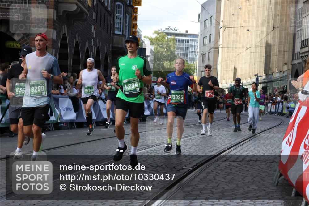 13.09.2026 - 21. swb-Marathon Bremen Strokosch-Dieckow http://msf.ph/oto/10330437 13.09.2026 13:25:19 Ziel 972, 1080, 1166, 1264, 1448, 2322, 2761, 3015, 3105, 4091, 4113, 4507, 4918, 4973, 6079, 6360, 6544, 6807, 6943, 7409, 7854, 8245, 8853, 9073, 9152, 9360, 9493, 13088, 209, 260, 1650, 1658, 5755, 5814, 6380, 7252, 8357, 8545, 8695, 8769, 9299, 9460, 9468, 9506, 13025 meine-sportfotos.de
