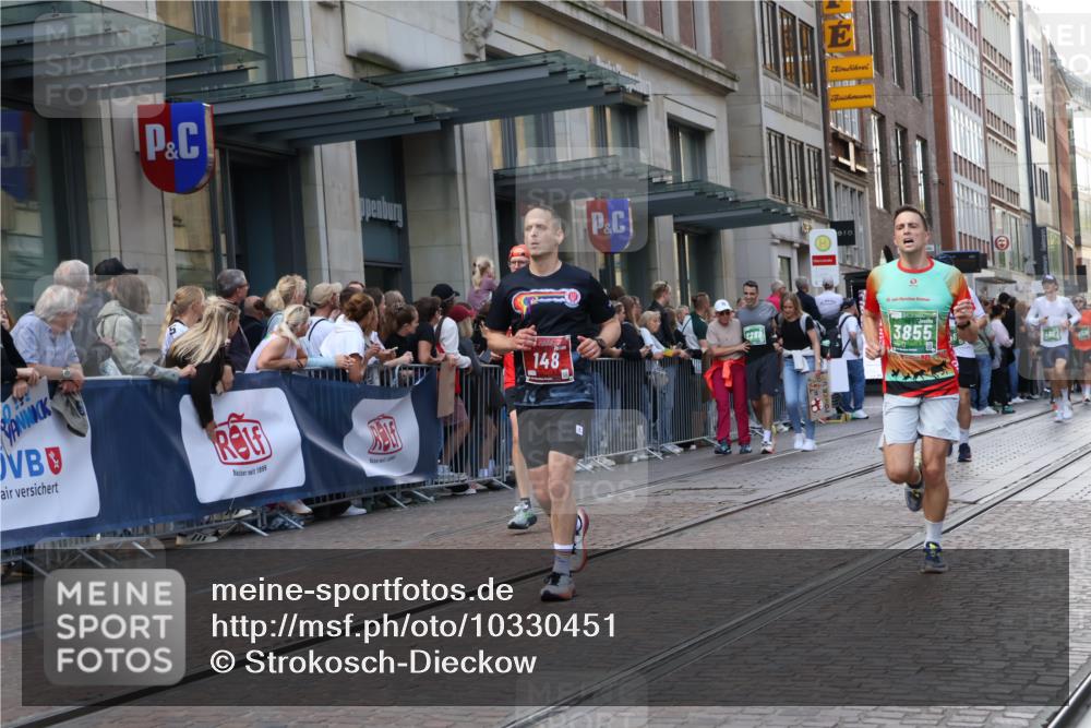 13.09.2026 - 21. swb-Marathon Bremen Strokosch-Dieckow http://msf.ph/oto/10330451 13.09.2026 13:22:11 Ziel 388, 1933, 2402, 2481, 2499, 2771, 3855, 4204, 4211, 4483, 4697, 6891, 7586, 8447, 8547, 8574, 8694, 9090, 9668, 141, 148, 1209, 1601, 1645, 2051, 3021, 3338, 3652, 3774, 4581, 5193, 6621, 6976, 7098, 7625, 7917, 8438, 8452, 8924, 9599, 9839 meine-sportfotos.de