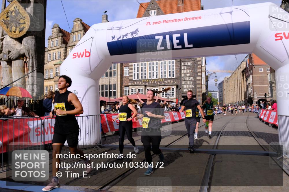 13.09.2026 - 21. swb-Marathon Bremen Tim E. http://msf.ph/oto/10330472 13.09.2026 11:03:56 Ziel 10090, 10091, 10327, 10420, 10569, 10796, 10902, 10950, 11211, 11411, 11595, 11655, 11746, 11868, 12074 meine-sportfotos.de
