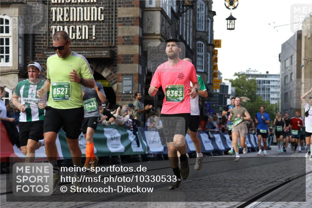 13.09.2026 - 21. swb-Marathon Bremen Strokosch-Dieckow http://msf.ph/oto/10330533 13.09.2026 13:15:03 Ziel 199, 615, 616, 889, 1455, 1748, 2251, 2847, 2971, 2997, 3012, 3057, 3175, 3206, 3821, 3834, 4097, 4226, 4246, 4569, 4586, 4685, 4968, 5239, 5315, 5649, 5962, 6404, 6472, 7251, 7782, 8366, 8409, 9242, 9523, 10016, 13141, 1664, 3357, 3743, 4111, 4382, 4992, 5003, 5149, 5385, 6351, 6773, 6902, 7432, 7497, 7515, 7717, 7730, 9253, 9338, 9363, 9483, 13137, 13139 meine-sportfotos.de