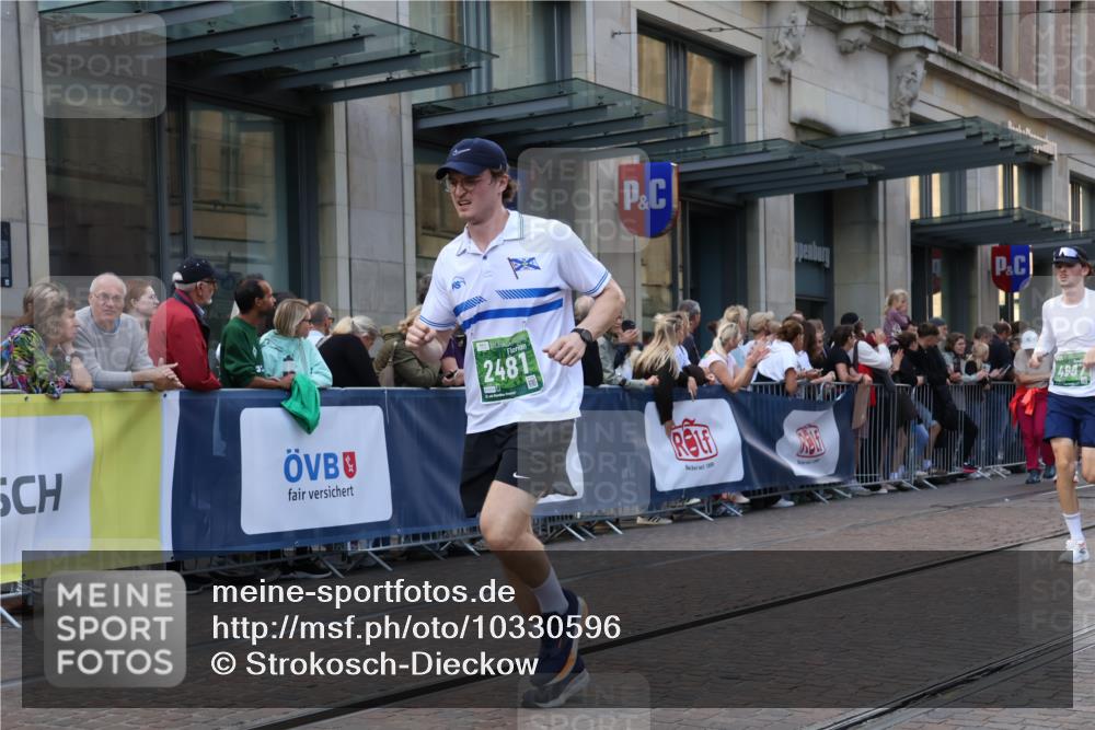 13.09.2026 - 21. swb-Marathon Bremen Strokosch-Dieckow http://msf.ph/oto/10330596 13.09.2026 13:22:16 Ziel 388, 913, 1933, 2402, 2481, 2771, 2806, 3855, 4483, 4697, 6707, 6891, 7586, 8547, 8551, 8694, 9090, 9510, 141, 148, 1601, 1645, 2051, 2499, 3021, 3652, 4204, 4211, 5193, 6621, 7625, 7917, 8447, 8452, 8574, 8924, 9599, 9668, 9839 meine-sportfotos.de