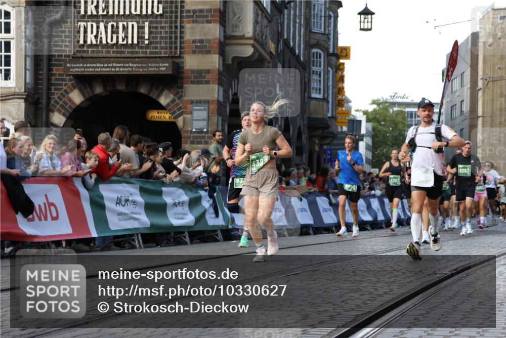 13.09.2026 - 21. swb-Marathon Bremen Strokosch-Dieckow http://msf.ph/oto/10330627 13.09.2026 13:15:06 Ziel 199, 615, 616, 889, 1455, 1748, 2251, 2847, 2971, 2997, 3012, 3057, 3175, 3206, 3834, 4097, 4226, 4246, 4569, 4586, 4968, 5239, 5315, 5649, 5796, 5962, 6379, 6404, 6472, 7251, 7782, 8366, 8409, 9242, 9523, 10016, 13141, 1664, 3357, 3743, 4111, 4382, 4992, 5003, 5149, 5385, 6011, 6773, 6902, 7497, 7515, 7717, 7730, 8086, 8254, 8255, 9253, 9338, 9483, 13137, 13139 meine-sportfotos.de