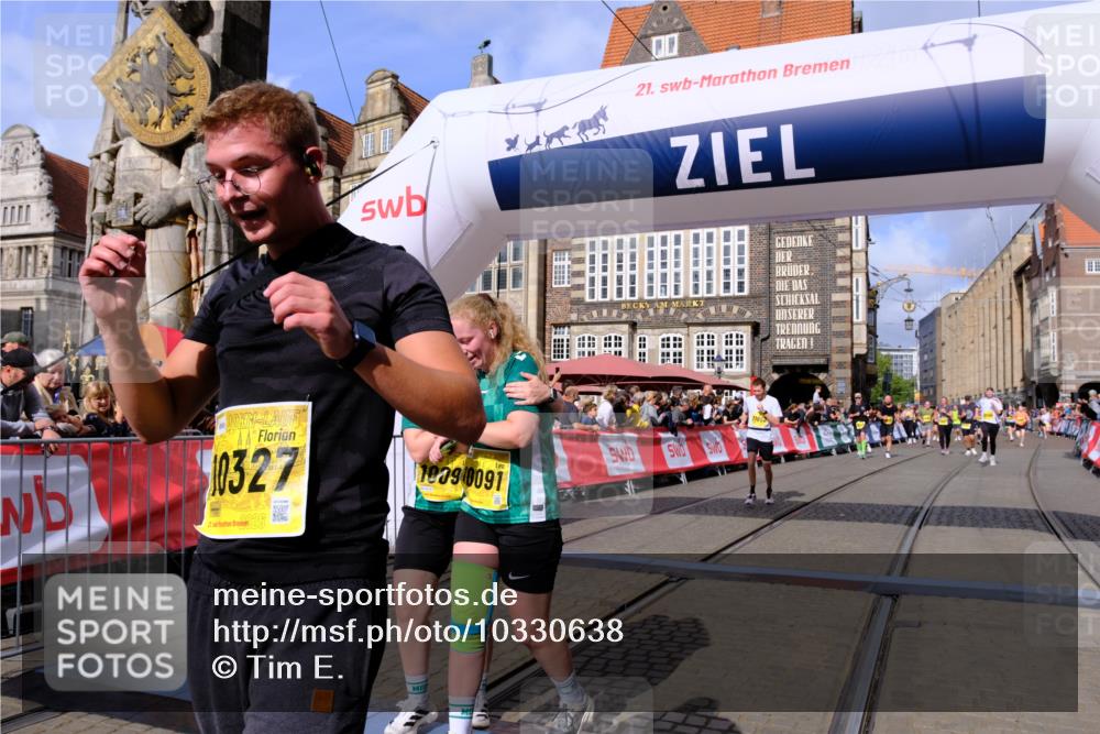 13.09.2026 - 21. swb-Marathon Bremen Tim E. http://msf.ph/oto/10330638 13.09.2026 11:04:00 Ziel 10090, 10091, 10327, 10357, 10420, 10429, 10569, 10796, 10902, 10950, 11211, 11325, 11411, 11451, 11595, 11655, 11746, 11868, 12074 meine-sportfotos.de