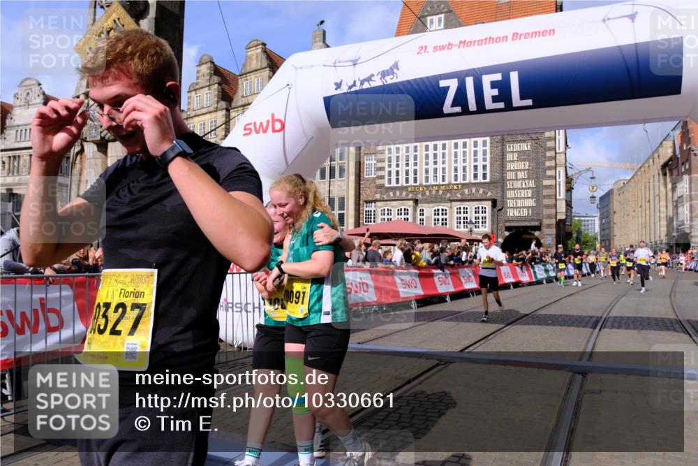 13.09.2026 - 21. swb-Marathon Bremen Tim E. http://msf.ph/oto/10330661 13.09.2026 11:04:00 Ziel 10090, 10091, 10327, 10357, 10420, 10429, 10569, 10796, 10902, 10950, 11211, 11325, 11411, 11451, 11595, 11655, 11746, 11868, 12074 meine-sportfotos.de