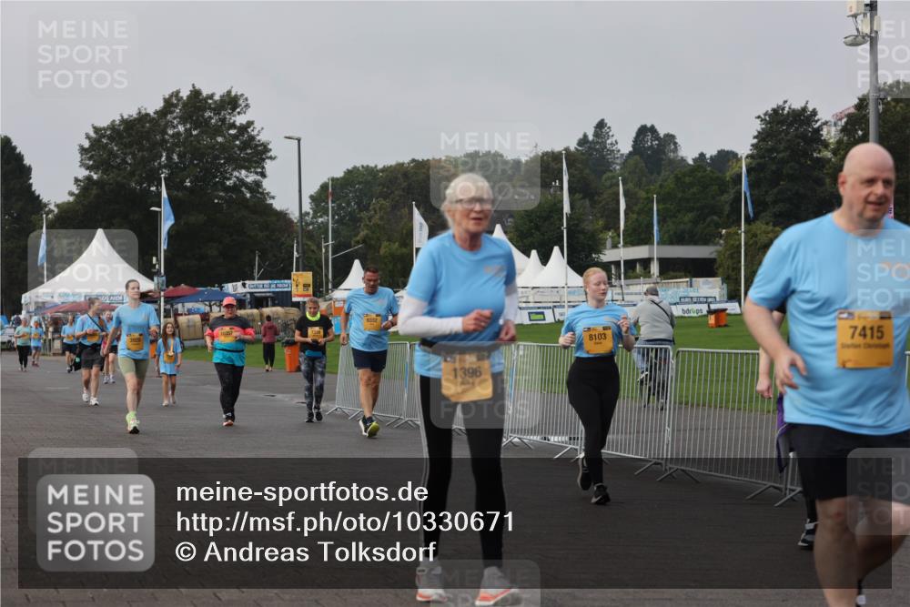 13.09.2026 - Kiel Lauf Andreas Tolksdorf http://msf.ph/oto/10330671 13.09.2026 09:32:35 Kiellinie 10357, 1396, 8103, 7415 meine-sportfotos.de