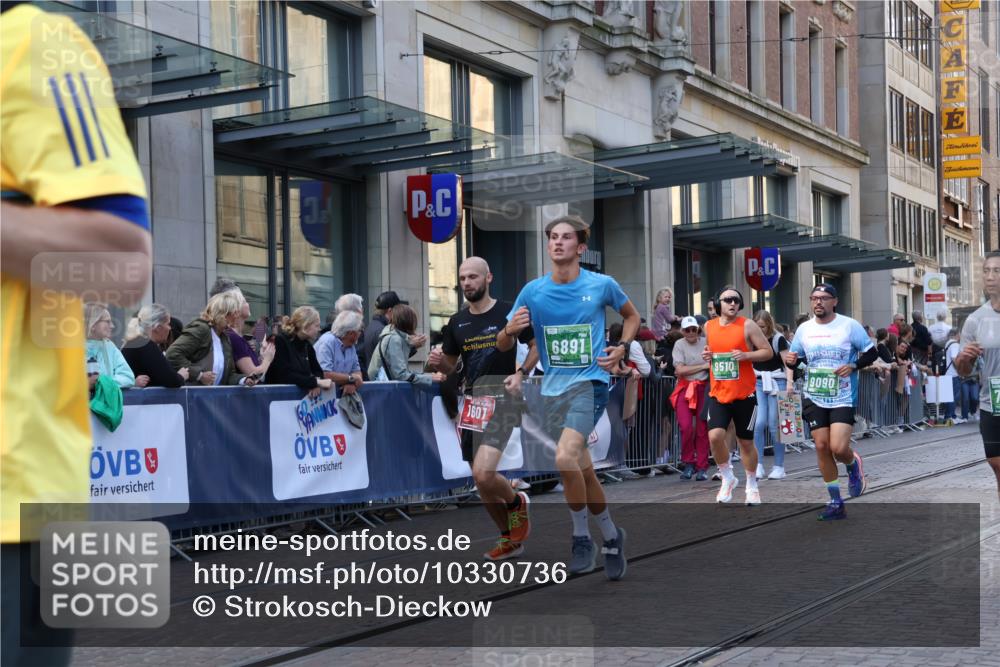 13.09.2026 - 21. swb-Marathon Bremen Strokosch-Dieckow http://msf.ph/oto/10330736 13.09.2026 13:22:20 Ziel 388, 913, 1933, 2402, 2481, 2771, 2806, 3855, 4483, 4697, 6707, 6792, 6891, 7586, 8547, 8551, 8694, 9090, 9510, 148, 1601, 1645, 2499, 3021, 3652, 4204, 4211, 6621, 7625, 7917, 8447, 8452, 8574, 8924, 9599, 9668, 9839 meine-sportfotos.de