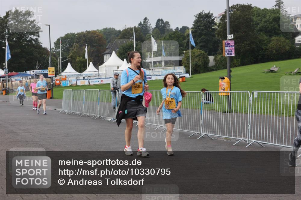 13.09.2026 - Kiel Lauf Andreas Tolksdorf http://msf.ph/oto/10330795 13.09.2026 09:32:47 Kiellinie 3531, 532 meine-sportfotos.de