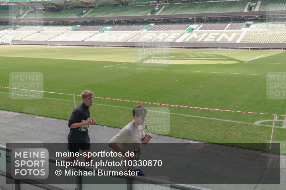 13.09.2026 - 21. swb-Marathon Bremen Michael Burmester http://msf.ph/oto/10330870 13.09.2026 13:02:26 Laufen im Stadion 150, 282, 318, 440, 531, 722, 930, 936, 946, 1006, 1014, 1067, 1163, 1250, 1436, 1448, 1460, 1582, 1611, 1896, 2033, 2047, 2062, 2276, 2292, 2345, 2364, 2370, 2378, 2421, 2491, 2513, 2561, 2627, 2638, 2666, 2668, 2779, 2900, 2987, 3013, 3044, 3114, 3135, 3163, 3164, 3187, 3248, 3258, 3294, 3334, 3372, 3374, 3375, 3392, 3460, 3496, 3526, 3527, 3576, 3585, 3603, 3667, 3721, 3806, 3852, 3893, 3938, 3970, 3983, 4000, 4077, 4133, 4506, 4558 meine-sportfotos.de