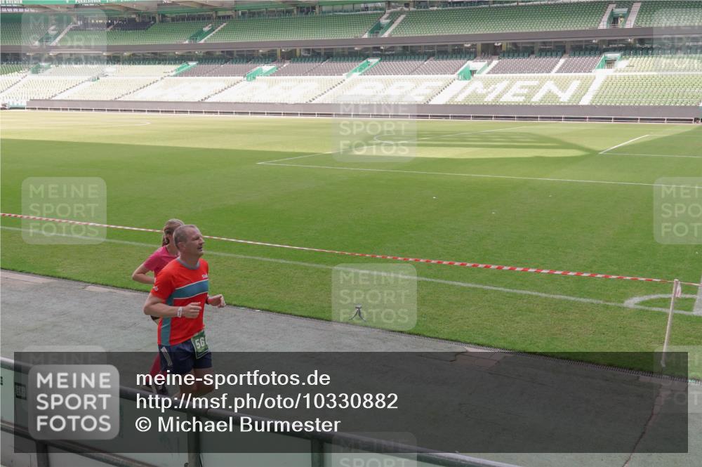13.09.2026 - 21. swb-Marathon Bremen Michael Burmester http://msf.ph/oto/10330882 13.09.2026 13:02:28 Laufen im Stadion 150, 282, 318, 440, 531, 722, 930, 936, 946, 1006, 1014, 1067, 1163, 1250, 1436, 1448, 1460, 1582, 1611, 1896, 2033, 2047, 2062, 2276, 2292, 2345, 2364, 2370, 2378, 2421, 2491, 2513, 2561, 2627, 2638, 2666, 2668, 2779, 2900, 2987, 3013, 3044, 3114, 3135, 3163, 3164, 3187, 3248, 3258, 3294, 3334, 3372, 3374, 3375, 3392, 3460, 3496, 3526, 3527, 3576, 3585, 3603, 3667, 3721, 3806, 3852, 3893, 3938, 3970, 3983, 4000, 4077, 4133, 4506, 4558 meine-sportfotos.de