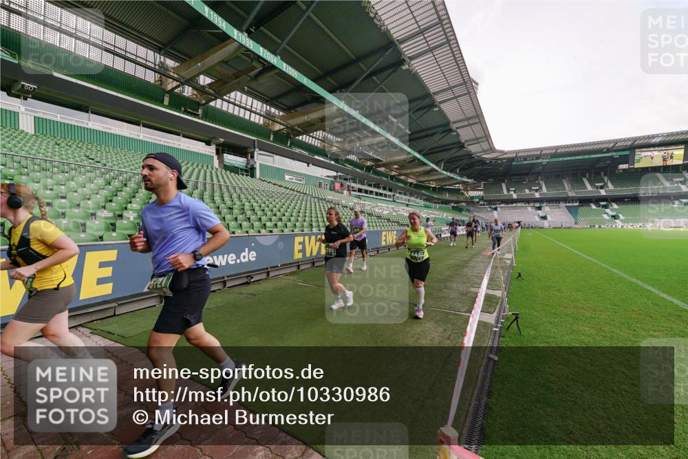 13.09.2026 - 21. swb-Marathon Bremen Michael Burmester http://msf.ph/oto/10330986 13.09.2026 13:37:05 Laufen im Stadion 360, 410, 421, 444, 491, 590, 657, 756, 799, 971, 1015, 1132, 1135, 1279, 1432, 1620, 1726, 1734, 1762, 1887, 1934, 1951, 2060, 2078, 2227, 2578, 2639, 2688, 2772, 2842, 2892, 2933, 2939, 3161, 3169, 3178, 3299, 3303, 3408, 3427, 3463, 3472, 3498, 3499, 3555, 3570, 3573, 3588, 3640, 3646, 3731, 3779, 3801, 3839, 3919, 3985, 3992, 3993, 4084, 4145, 4210, 4252, 4416, 4464, 4538, 4801, 4845, 4939, 5034, 5145, 5166, 5182, 5210, 5332, 5461, 5536, 5679 meine-sportfotos.de