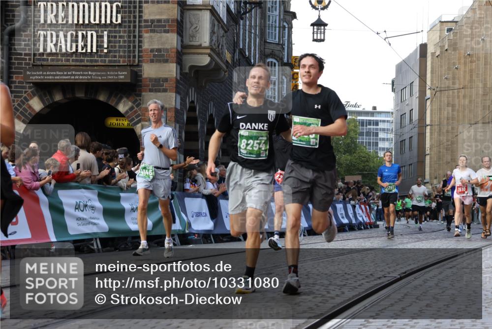 13.09.2026 - 21. swb-Marathon Bremen Strokosch-Dieckow http://msf.ph/oto/10331080 13.09.2026 13:15:22 Ziel 889, 1510, 1664, 2383, 3206, 3357, 3504, 3717, 4382, 4968, 4992, 5149, 5294, 5298, 5385, 5417, 5471, 5796, 6351, 6379, 6404, 6521, 6528, 6717, 6902, 7190, 7432, 7515, 8238, 9253, 9338, 9363, 9523, 9797, 13139, 13141, 1445, 3346, 4212, 4646, 4653, 4663, 6162, 6526, 7203, 7291, 7346, 7992, 9029, 9391, 9777 meine-sportfotos.de