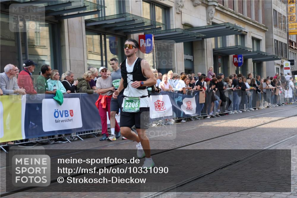 13.09.2026 - 21. swb-Marathon Bremen Strokosch-Dieckow http://msf.ph/oto/10331090 13.09.2026 13:22:29 Ziel 388, 913, 1963, 2040, 2402, 2771, 2806, 3145, 3560, 4483, 6707, 6737, 6792, 7586, 8377, 8547, 8551, 8646, 8694, 9090, 9510, 1601, 1645, 1933, 2481, 2499, 3021, 3855, 4204, 4211, 4697, 6621, 6891, 7625, 7917, 8447, 8574, 9668 meine-sportfotos.de