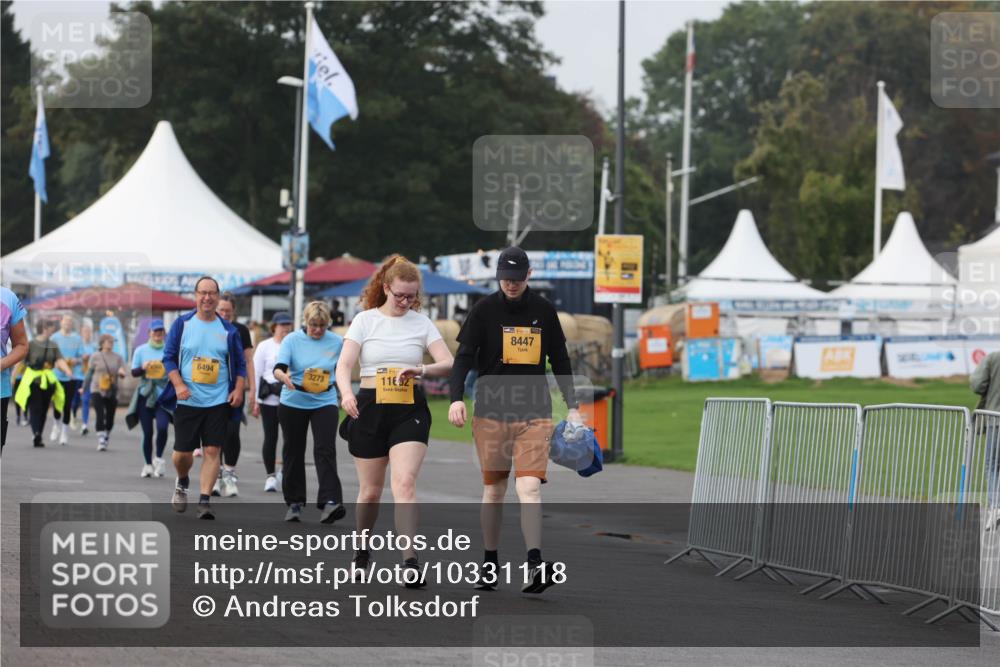 13.09.2026 - Kiel Lauf Andreas Tolksdorf http://msf.ph/oto/10331118 13.09.2026 09:33:40 Kiellinie 6494, 3273, 39, 11652, 8447 meine-sportfotos.de