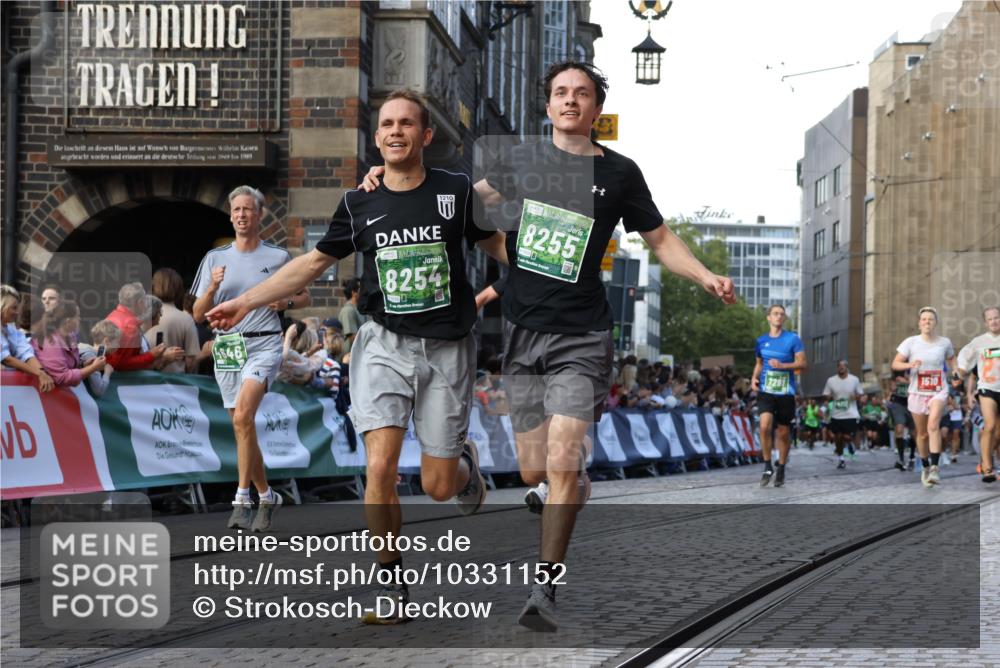 13.09.2026 - 21. swb-Marathon Bremen Strokosch-Dieckow http://msf.ph/oto/10331152 13.09.2026 13:15:22 Ziel 889, 1510, 1664, 2383, 3206, 3357, 3504, 3717, 4382, 4968, 4992, 5149, 5294, 5298, 5385, 5417, 5471, 5796, 6351, 6379, 6404, 6521, 6528, 6717, 6902, 7190, 7432, 7515, 8238, 9253, 9338, 9363, 9523, 9797, 13139, 13141, 1445, 3346, 4212, 4646, 4653, 4663, 6162, 6526, 7203, 7291, 7346, 7992, 9029, 9391, 9777 meine-sportfotos.de