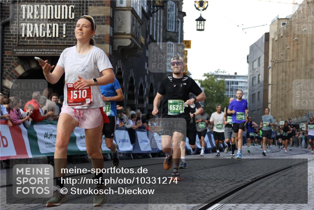 13.09.2026 - 21. swb-Marathon Bremen Strokosch-Dieckow http://msf.ph/oto/10331274 13.09.2026 13:15:26 Ziel 1510, 1664, 2383, 3357, 3504, 3717, 4111, 4382, 4992, 5003, 5149, 5294, 5298, 5385, 5417, 5471, 6351, 6379, 6521, 6528, 6717, 6773, 6902, 7190, 7432, 7497, 7515, 8238, 9253, 9338, 9363, 9483, 9797, 13137, 13139, 1033, 1445, 3346, 3536, 4212, 4653, 4663, 5533, 6162, 6515, 7203, 7291, 7992, 9029, 9391, 9475, 9777 meine-sportfotos.de