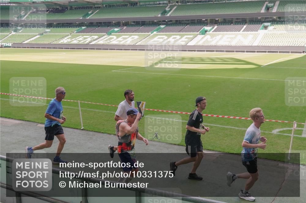 13.09.2026 - 21. swb-Marathon Bremen Michael Burmester http://msf.ph/oto/10331375 13.09.2026 13:03:02 Laufen im Stadion 150, 488, 531, 596, 722, 725, 762, 936, 940, 946, 1006, 1014, 1163, 1250, 1436, 1458, 1460, 1611, 1649, 1771, 2033, 2047, 2062, 2223, 2276, 2292, 2345, 2364, 2378, 2421, 2434, 2513, 2625, 2638, 2666, 2668, 2779, 2900, 2934, 2977, 2987, 3013, 3044, 3114, 3135, 3163, 3164, 3187, 3248, 3258, 3294, 3334, 3360, 3392, 3402, 3460, 3496, 3510, 3527, 3576, 3585, 3597, 3603, 3618, 3667, 3721, 3806, 3846, 3852, 3859, 3893, 3938, 3970, 3983, 4000, 4077, 4133, 4506, 4558 meine-sportfotos.de