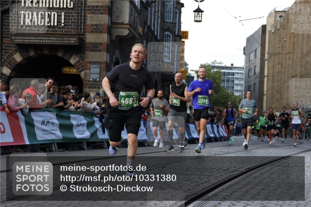 13.09.2026 - 21. swb-Marathon Bremen Strokosch-Dieckow http://msf.ph/oto/10331380 13.09.2026 13:15:28 Ziel 1510, 1664, 2383, 3357, 3504, 3717, 3743, 4111, 4382, 4992, 5003, 5149, 5294, 5298, 5385, 5417, 5471, 6351, 6521, 6528, 6717, 6773, 6902, 7190, 7432, 7497, 7515, 7730, 8238, 9253, 9338, 9363, 9483, 13137, 13139, 1033, 1445, 3346, 3536, 4212, 4573, 4653, 5533, 6162, 6515, 7203, 7992, 9029, 9391, 9475, 9777 meine-sportfotos.de