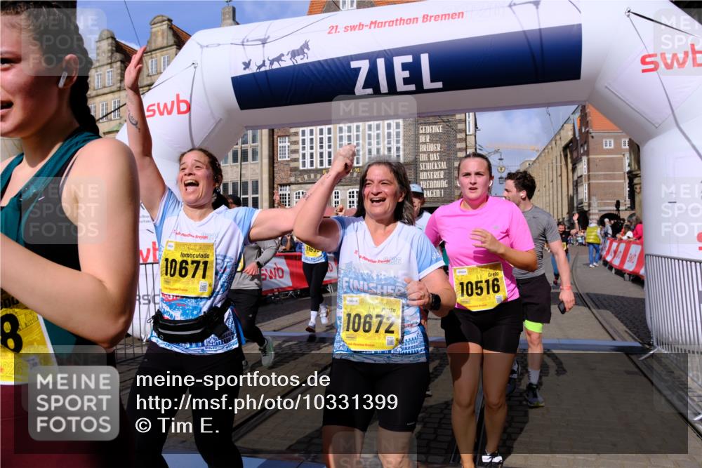 13.09.2026 - 21. swb-Marathon Bremen Tim E. http://msf.ph/oto/10331399 13.09.2026 11:04:24 Ziel 10182, 10291, 10390, 10516, 10607, 10659, 10671, 10672, 10720, 10726, 10912, 10913, 11221, 11318, 11319, 11336, 11470, 11471, 11539, 11618, 11726, 11909, 12001, 12103, 12113, 12140, 12260, 12276, 12392, 12433 meine-sportfotos.de