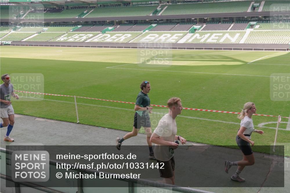 13.09.2026 - 21. swb-Marathon Bremen Michael Burmester http://msf.ph/oto/10331442 13.09.2026 13:03:05 Laufen im Stadion 150, 210, 488, 531, 596, 722, 725, 762, 881, 936, 940, 946, 1006, 1014, 1163, 1250, 1436, 1458, 1460, 1611, 1649, 1771, 2047, 2062, 2223, 2276, 2292, 2345, 2364, 2378, 2421, 2434, 2513, 2625, 2638, 2666, 2668, 2779, 2900, 2934, 2977, 2987, 3013, 3044, 3114, 3135, 3163, 3164, 3187, 3248, 3258, 3294, 3334, 3360, 3392, 3402, 3460, 3496, 3510, 3527, 3576, 3579, 3585, 3597, 3603, 3618, 3667, 3721, 3806, 3846, 3852, 3859, 3893, 3938, 3970, 3983, 4000, 4077, 4133, 4506, 4558 meine-sportfotos.de